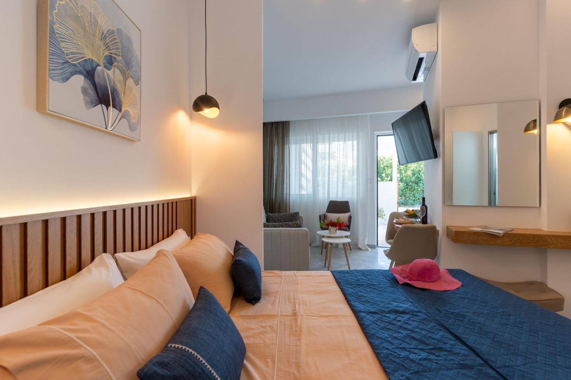 Epsilon Apartment