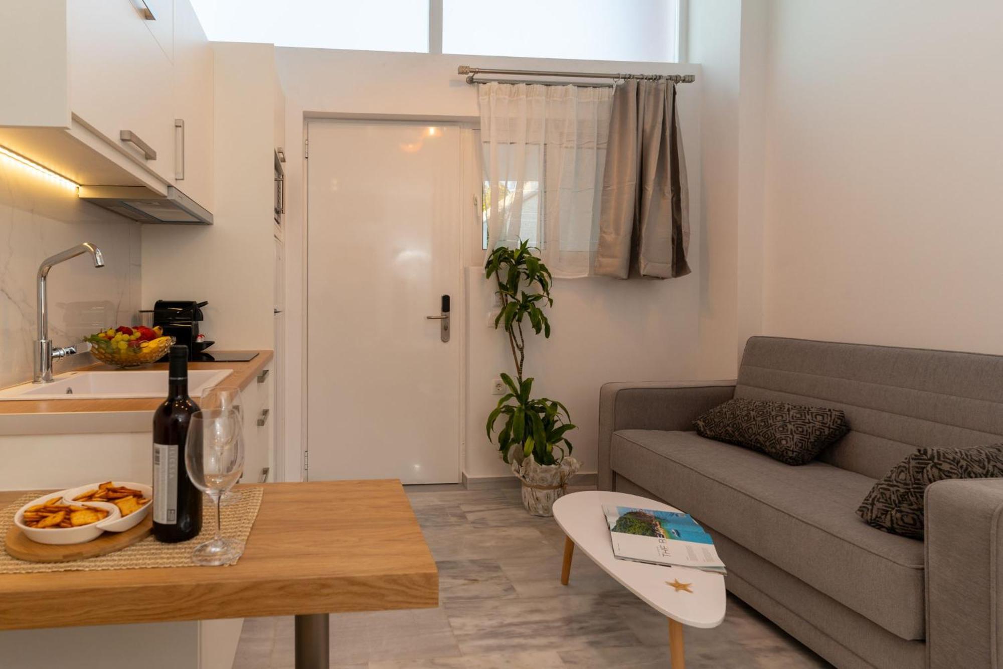 Apartment Epsilon *